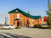 Барнаул, улица Шумакова. хозяйственный корпус