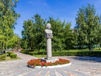 Барнаул, улица Ползунова. памятный знак в честь И.И. Ползунова