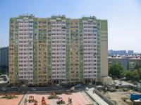 Krasnodar, Kalinin st, house 13 к.60. Apartment house