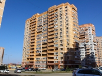 Krasnodar, Kazbekskaya st, house 11. Apartment house