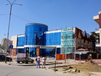 Краснодар, торгово-развлекательный комплекс "Красная площадь", улица Дзержинского, дом 100