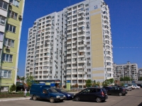 Krasnodar, 40 let Pobedy st, house 33/11. Apartment house
