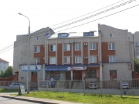 Краснодар, улица Академика Пустовойта, дом 12. многофункциональное здание