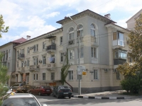 Novorossiysk, Gubernskogo st, house 2. Apartment house
