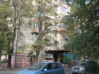 Sochi, Blvd Tsvetnoy, house 15. Apartment house