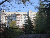 Sochi, st Makarenko, house 17. Apartment house
