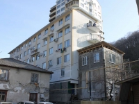 Sochi, st Glazunov, house 8. Apartment house