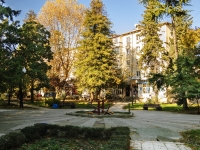 Сочи, улица Лазарева (п. Лазаревское), дом 52. многоквартирный дом