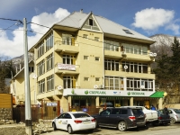 Сочи, улица Защитников Кавказа (Красная Поляна), дом 19. многофункциональное здание