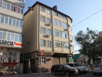 Анапа, улица Астраханская, дом 7. многоквартирный дом
