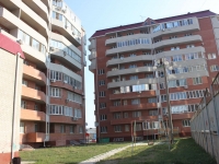 Anapa, Omelkov st, house 20. Apartment house