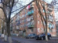 Primorsko-Akhtarsk, Komissar Shevchenko st, house 107. Apartment house