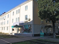 Tuapse, Galina Petrova st, house 8. Apartment house with a store on the ground-floor