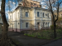 Tuapse, Poletaev st, house 19. Apartment house