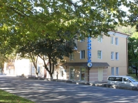 Tuapse, Frunze st, house 53. Apartment house with a store on the ground-floor