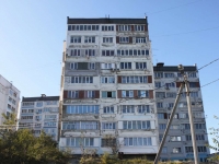 Tuapse, st Zvezdnaya, house 53. Apartment house