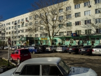 Tuapse, Kirichenko st, house 1. Apartment house
