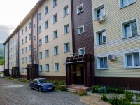 图阿普谢, Sochinskaya st, 房屋 86. 公寓楼