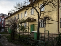 Tuapse, Sochinskaya st, house 7. Apartment house