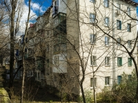 Tuapse, Bogdan Khmelnitsky st, house 6. Apartment house