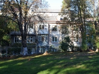 Tuapse, Komsomolskaya st, house 2. Apartment house