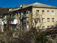 Tuapse, Vorovskoy st, house 4. Apartment house