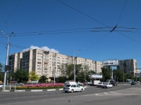 Ставрополь, улица Доваторцев, дом 31. многоквартирный дом
