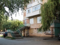 Stavropol, Dovatortsev , 房屋 27. 公寓楼
