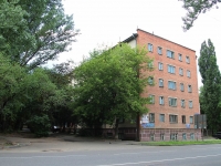 Ставрополь, улица Голенева, дом 73. офисное здание