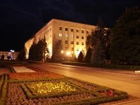 Stavropol, 管理机关 Правительство Ставропольского края, Lenin square, 房屋 1