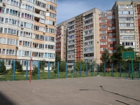 Ставрополь, улица Бруснёва, спортивная площадка 
