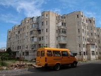 Stavropol, st Chekhov, house 144. Apartment house