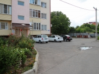 Yessentuki, Deputatskaya st, house 3. Apartment house