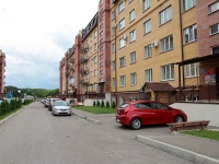 Yessentuki, Ordzhonikidze st, 房屋 84 к.1. 公寓楼