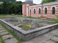 Zheleznovodsk, 喷泉 возле Островских ваннKalinin st, 喷泉 возле Островских ванн