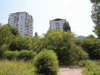 Zheleznovodsk, Kosmonavtov st, house 29. Apartment house