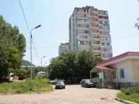 Zheleznovodsk, Lenin st, house 106. Apartment house