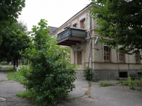 Zheleznovodsk, Mikhalskikh st, house 10. Apartment house