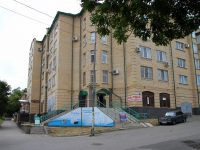 Zheleznovodsk, Truda st, 房屋 6Б. 公寓楼