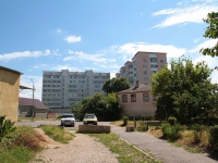 Kislovodsk, Zapadnaya st, house 36. Apartment house