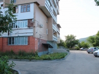 Кисловодск, улица Окопная, дом 1А. многоквартирный дом