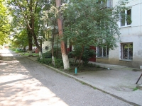 Pyatigorsk, Alleya Stroiteley , house 6 к.3. Apartment house with a store on the ground-floor