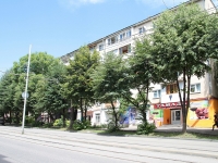 Pyatigorsk, 40 let Oktyabrya avenue, house 37. Apartment house