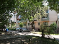 Pyatigorsk, Bulvarnaya 1-ya st, house 4. Apartment house with a store on the ground-floor