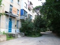 Pyatigorsk, Ordzhonikidze st, house 8. Apartment house
