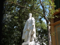Пятигорск, памятник солдатуГагарина бульвар, памятник солдату