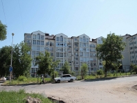 Pyatigorsk, Kalinin avenue, house 2А. Apartment house with a store on the ground-floor