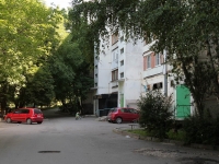 Пятигорск, Калинина проспект, дом 2 к.3. жилой дом с магазином