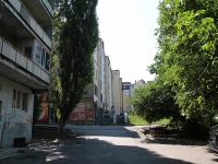 Pyatigorsk, 295 Strelkovoy Divizii st, house 18. Apartment house with a store on the ground-floor