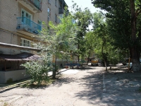 Mineralnye Vody, Tereshkovoy st, house 18. Apartment house